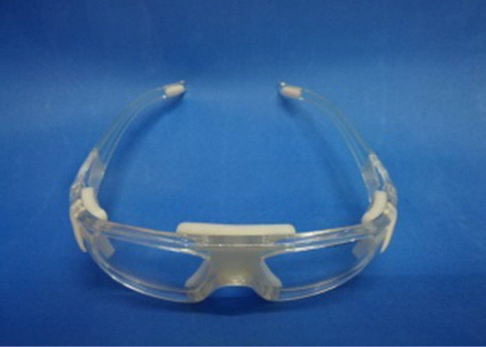 De modieuze Beschermende Spar van het de Weerstands Middelgrote Kader van Eyewear van Sportenbeschermende brillen UV leverancier